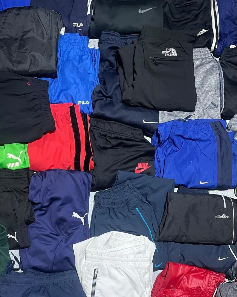 Thrift Track Pants Online in India – Branded, Affordable & Pre-Owned Sportswear