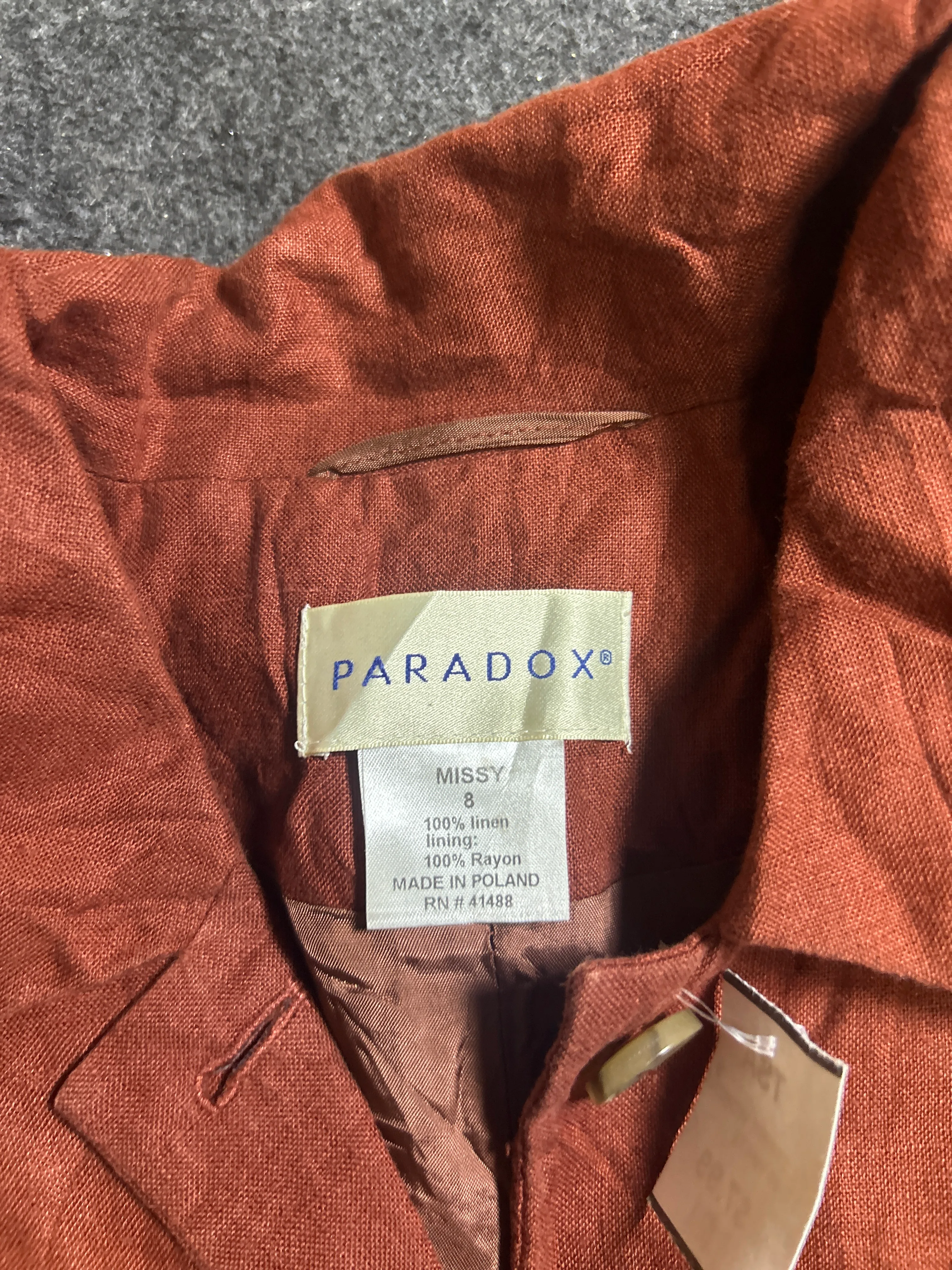 Linen thrift clothing India detail view
