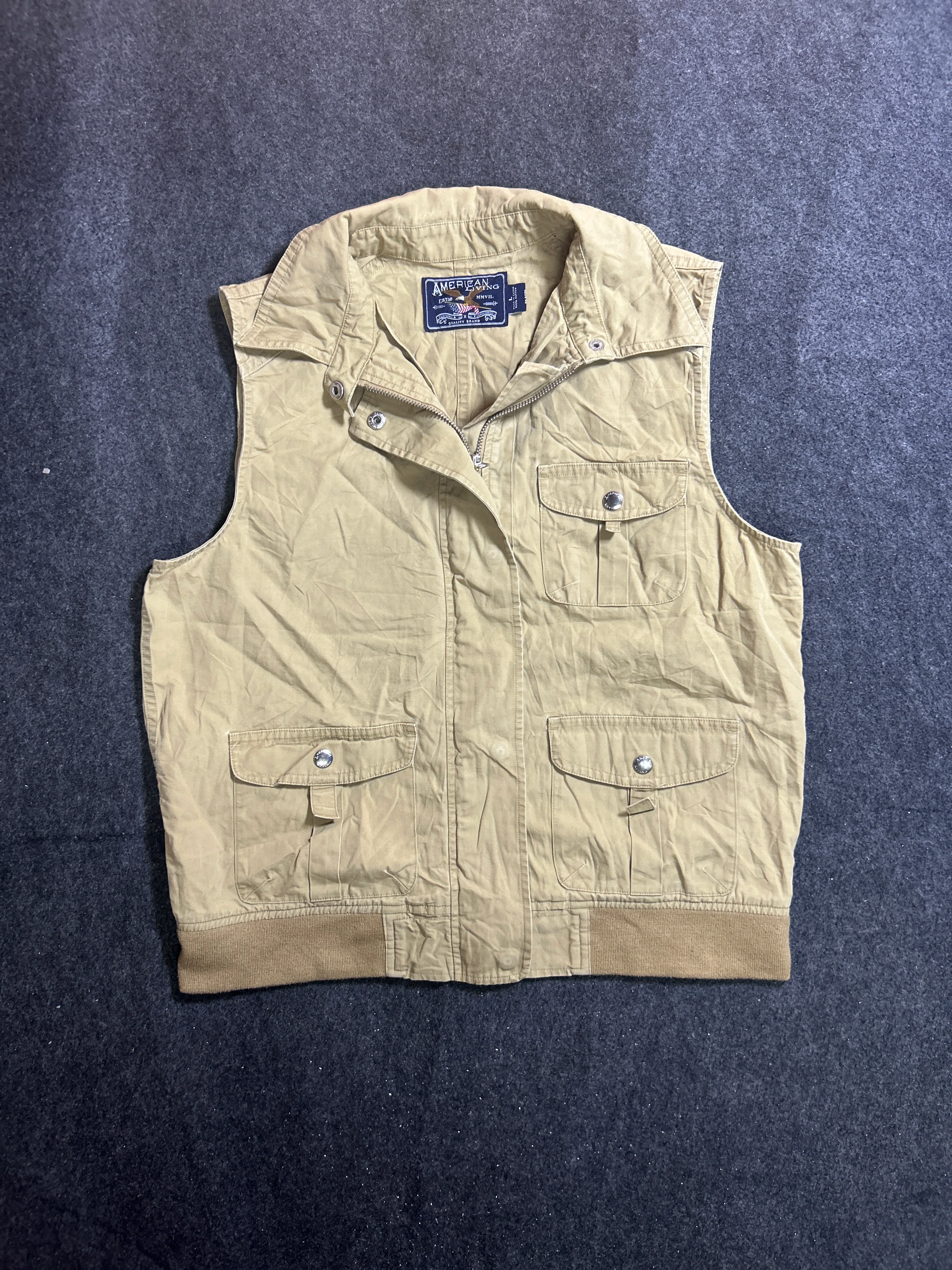 American Living Utility Vest – Khaki Multi-Pocket Outdoor Vest | M thrift clothing India