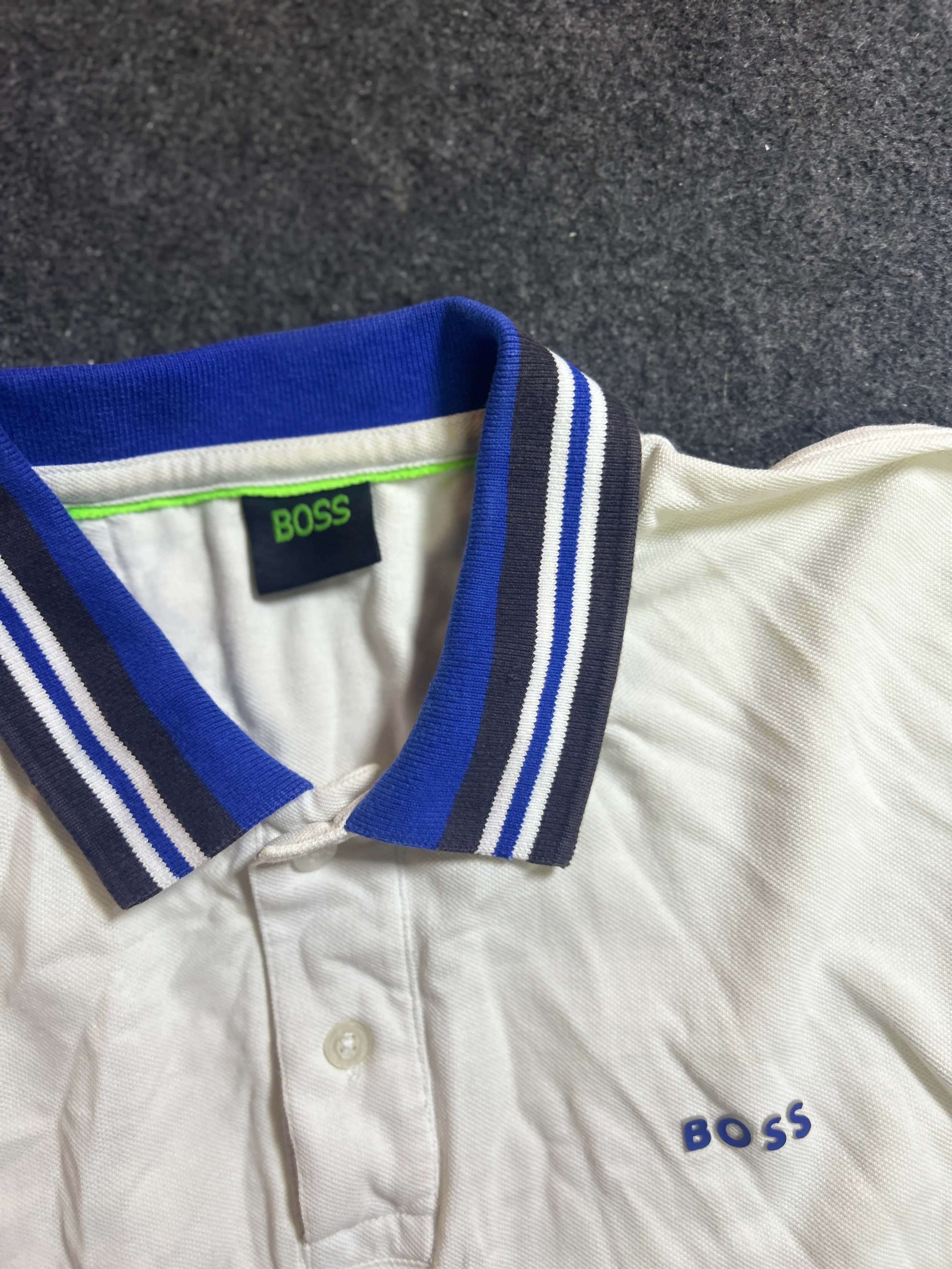 Branded thrift polo shirt India detail view
