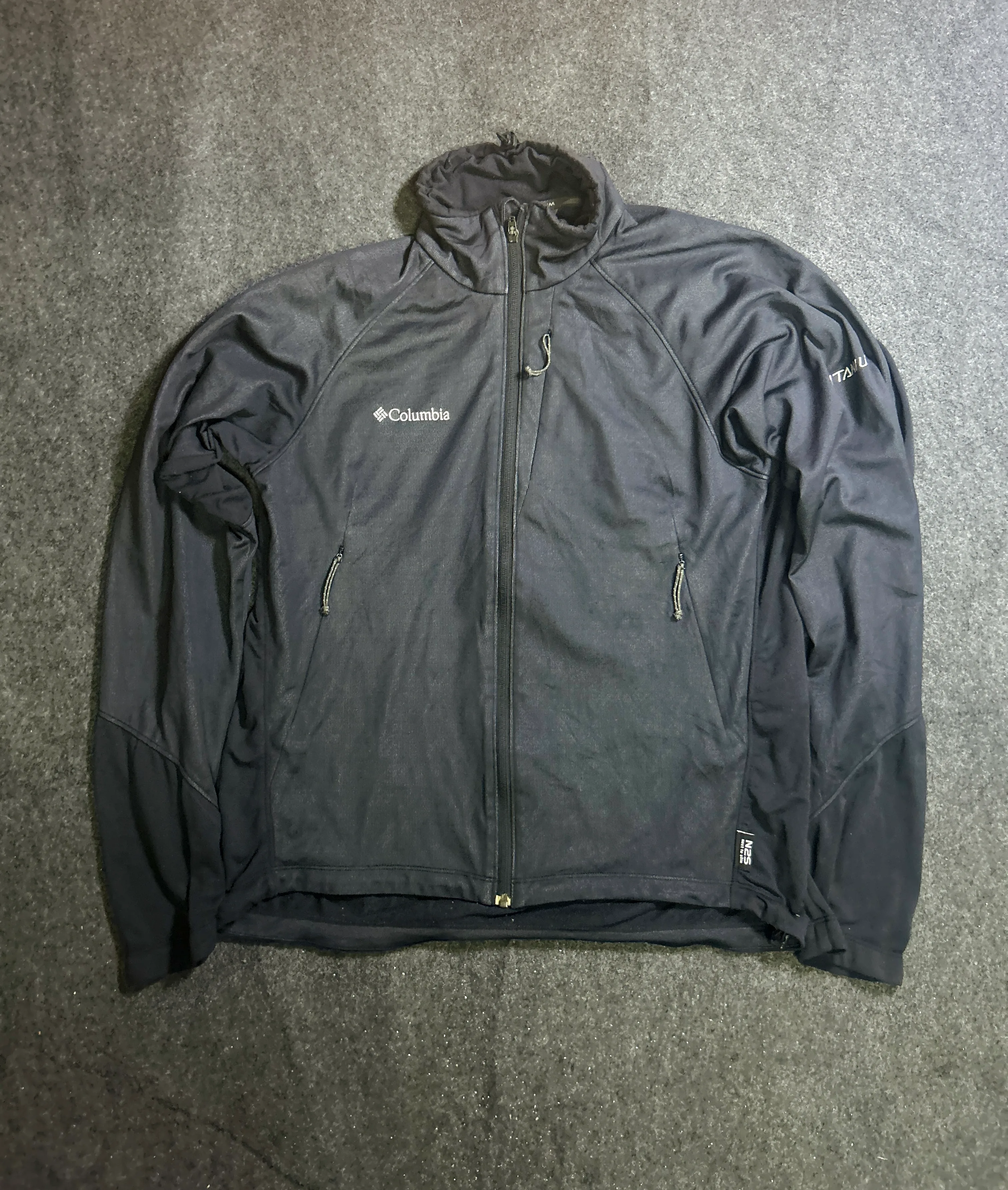 Columbia Windstopper thrift softshell jacket India