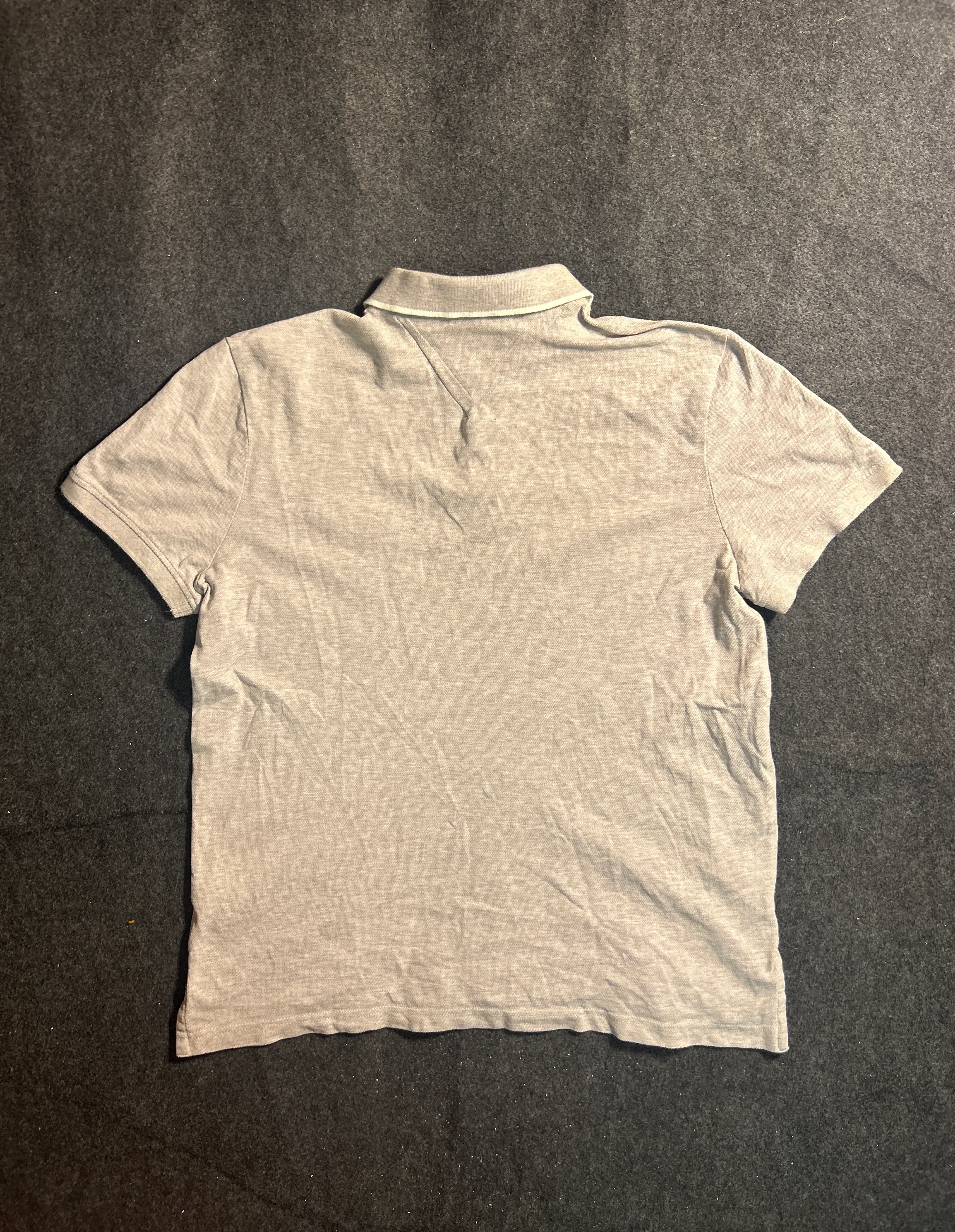 Tommy Hilfiger thrift polo shirt India detail view