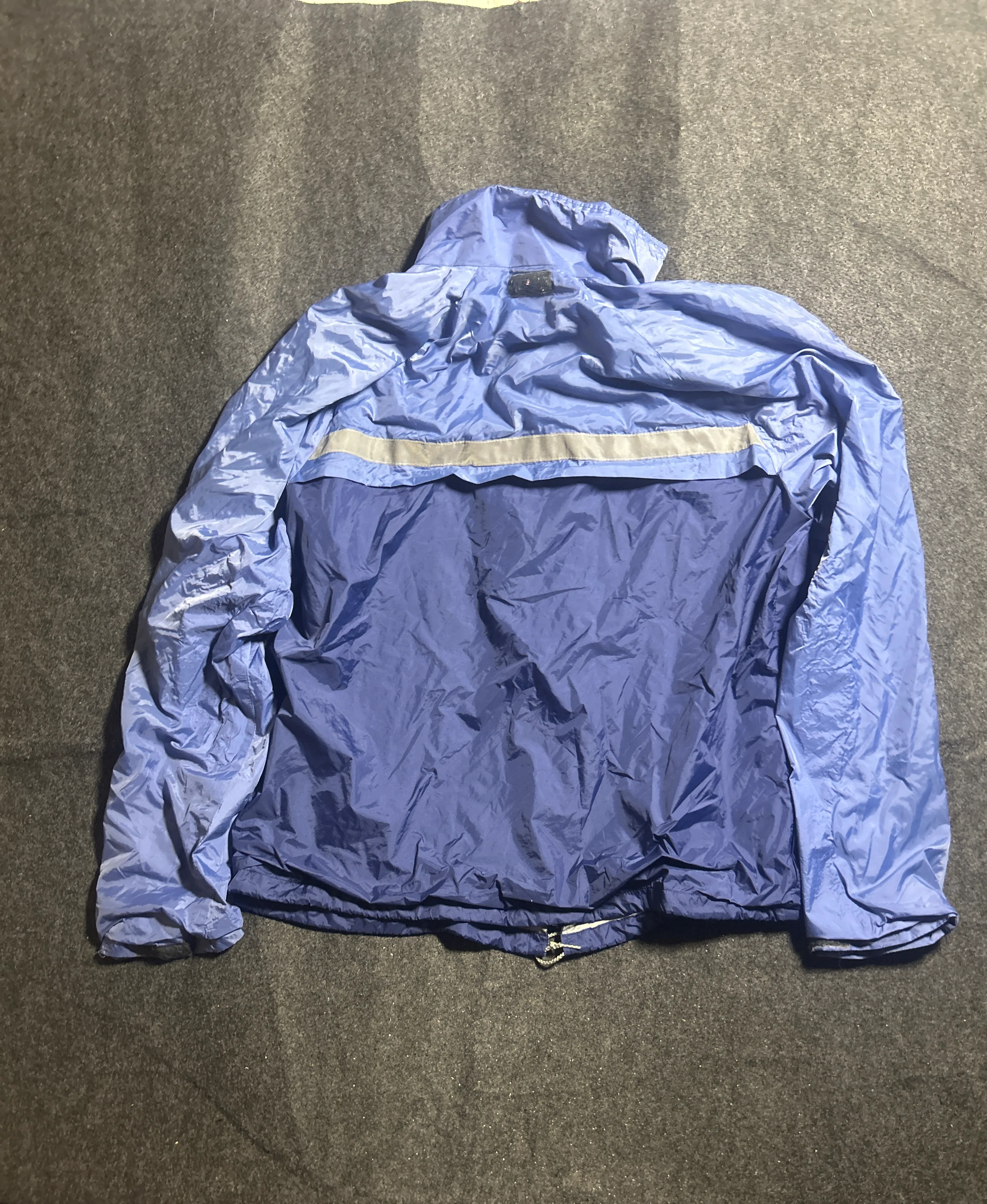 Vintage New Balance Blue Windbreaker Jacket with Reflective Stripe – Men’s XL