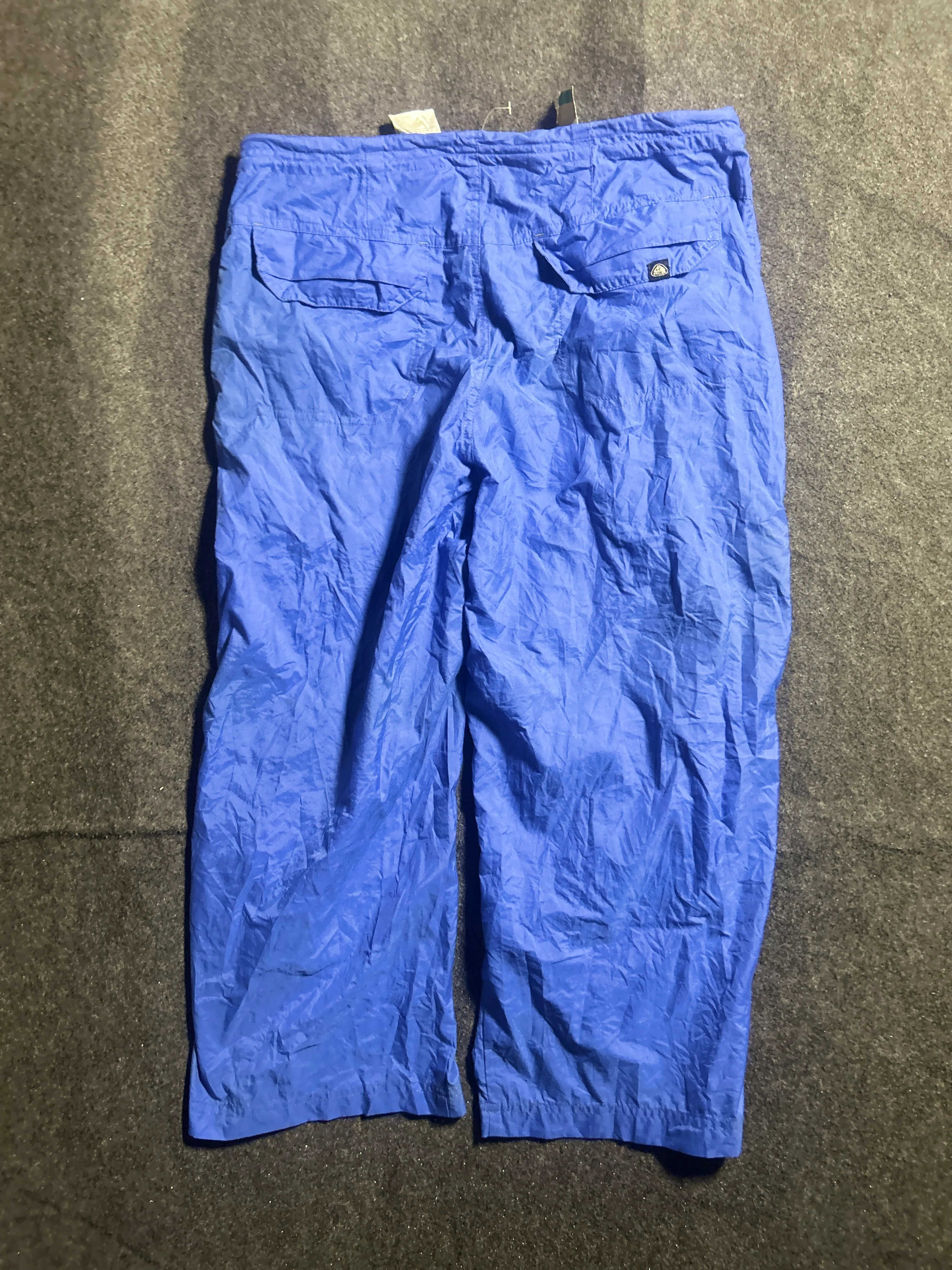Nike ACG Vintage Blue Outdoor Capri Pants – Men’s Waist 30