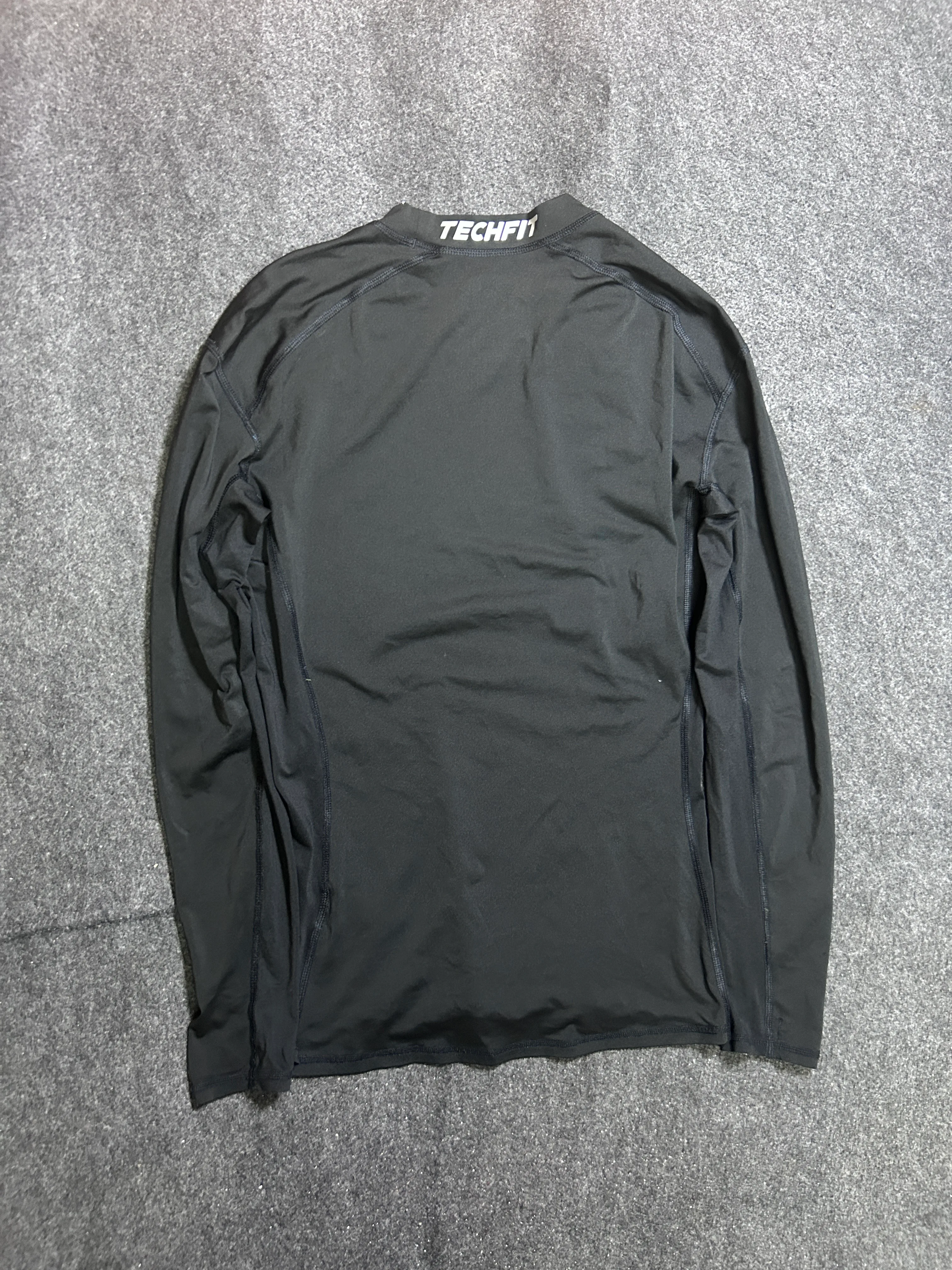 Adidas Men's Techfit Climalite Compression Long Sleeve Athletic Top (Size M)