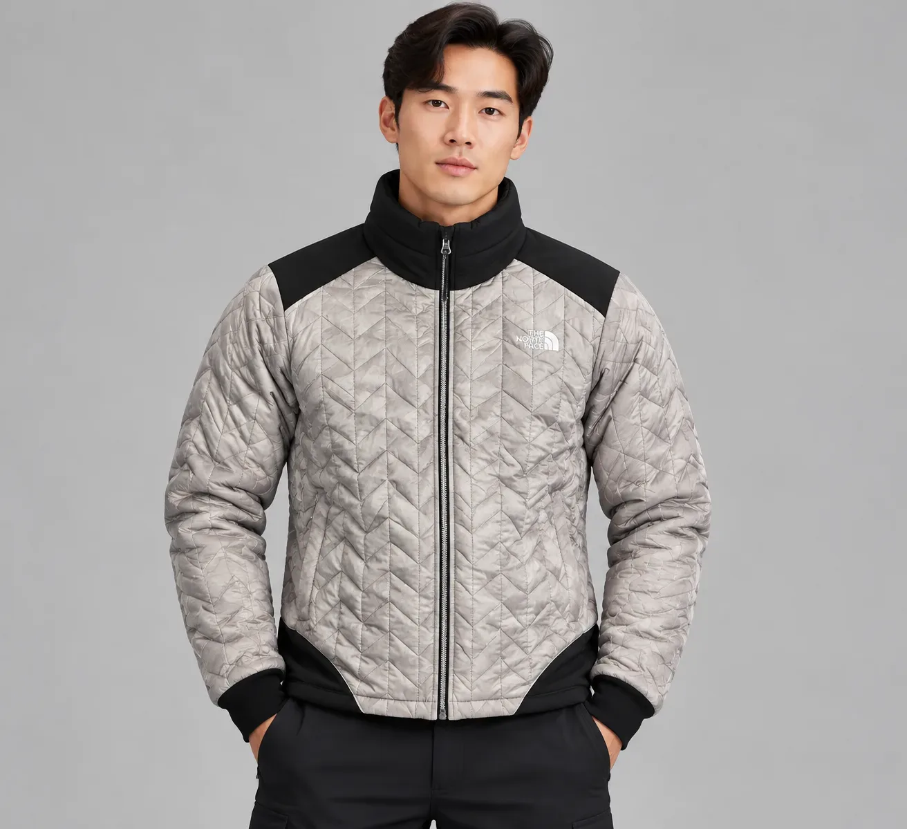 The North Face Dyno Series Lightweight Puffer Jacket Silver Black Quilted S