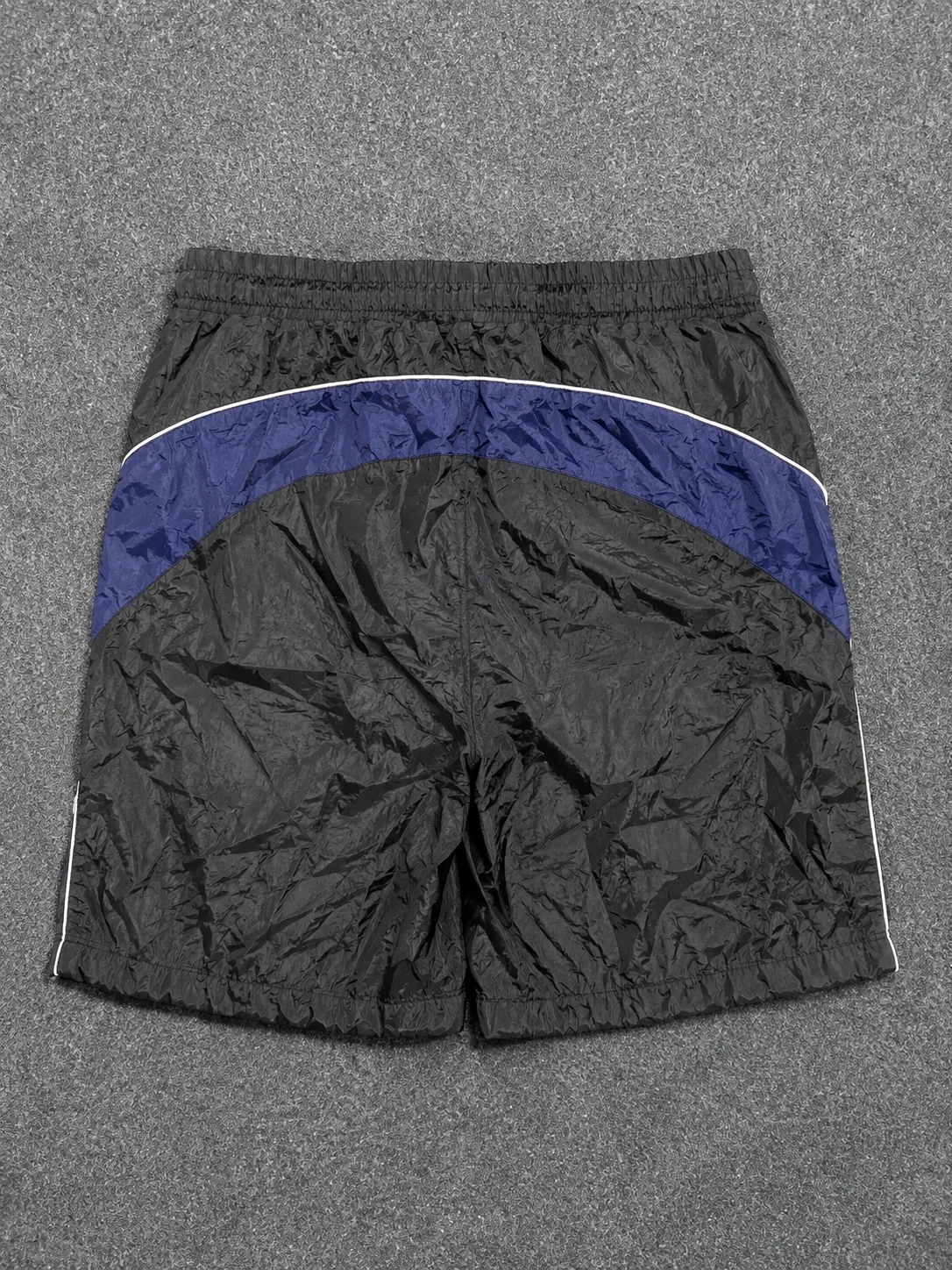 Champion Vintage Parachute Shorts Black | Retro Athletic Shorts | Waist 30–32
