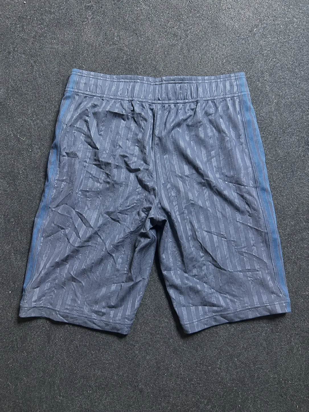 Adidas Climalite Grey Performance Shorts – Men’s L