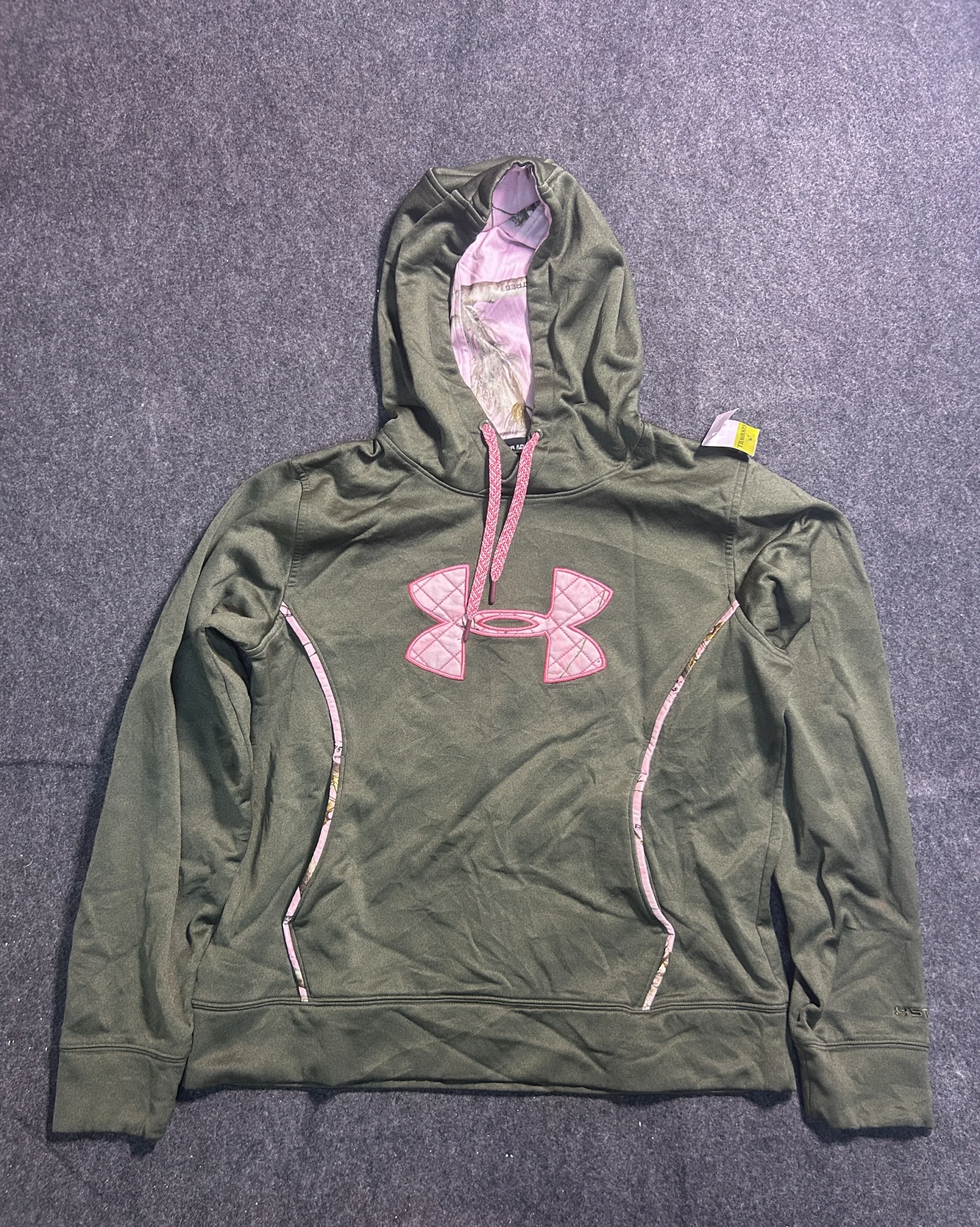 Under Armour Women’s ColdGear Realtree Camo Hoodie Olive Green Pink Logo L