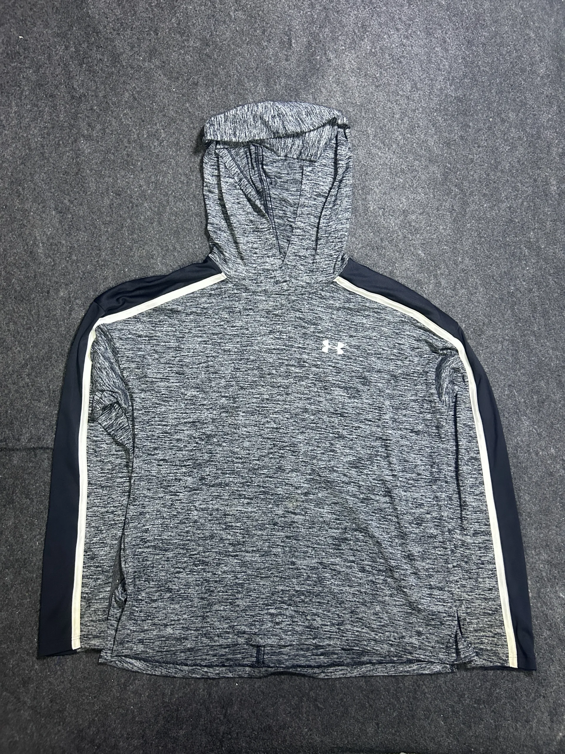 Under Armour HeatGear Performance Hoodie | Grey Athletic Training Pullover | L