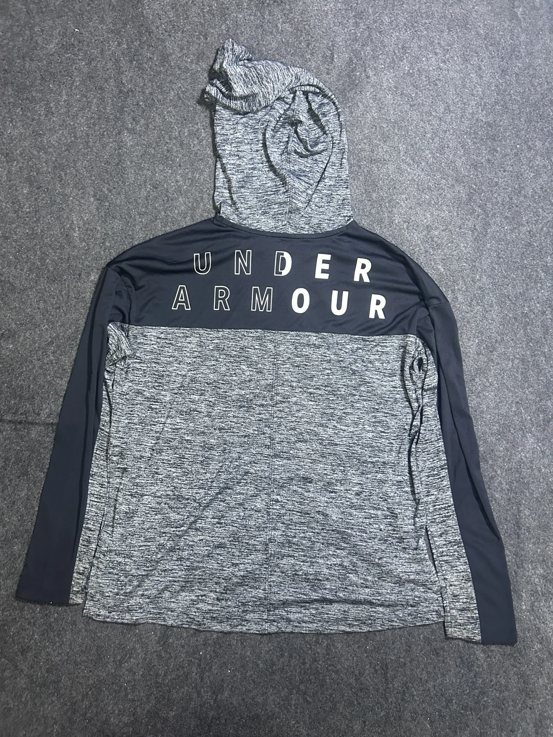Under Armour HeatGear Performance Hoodie | Grey Athletic Training Pullover | L
