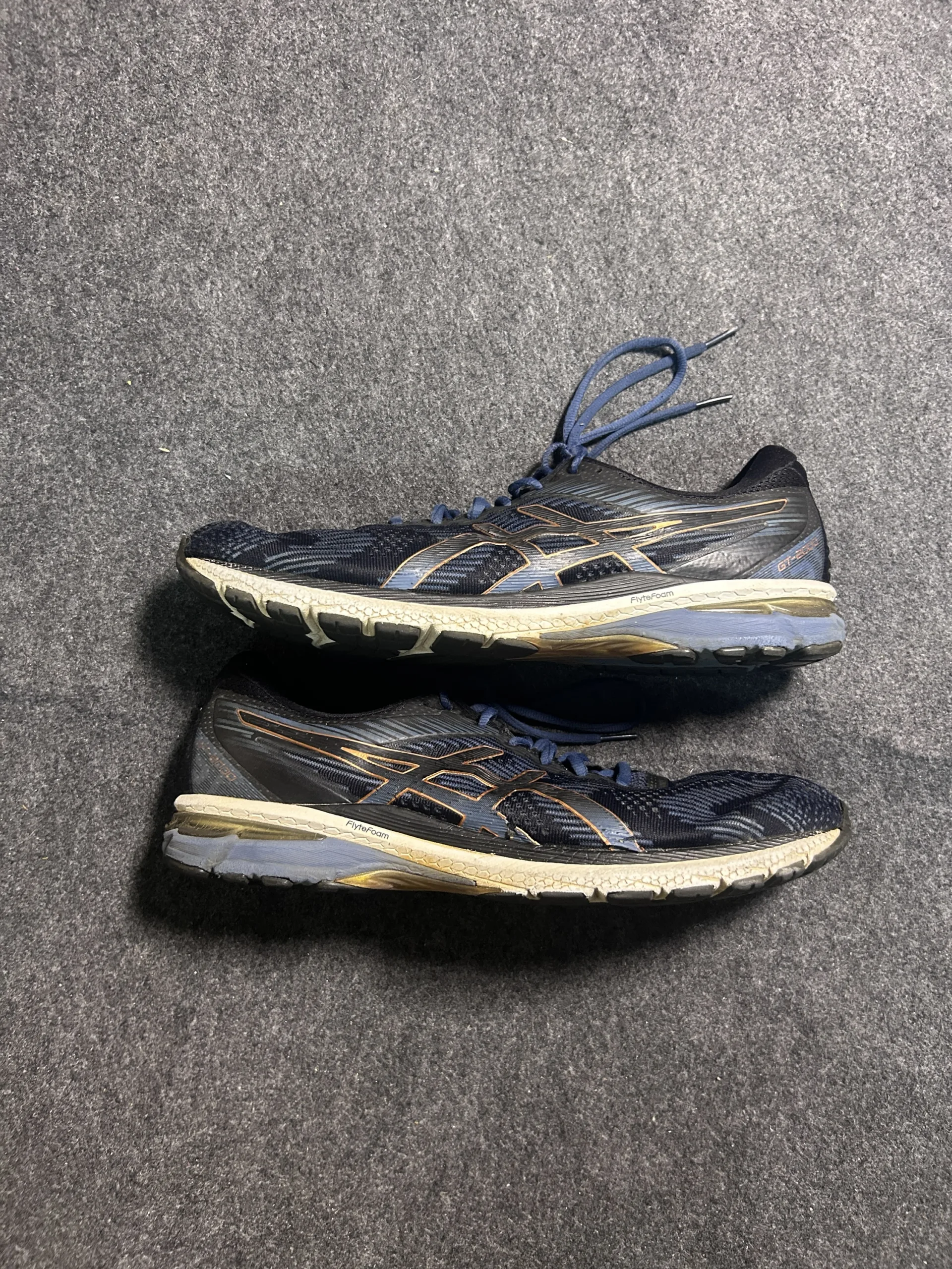ASICS GT-2000 8 FlyteFoam Running Shoes Wide Fit Navy Blue | UK13