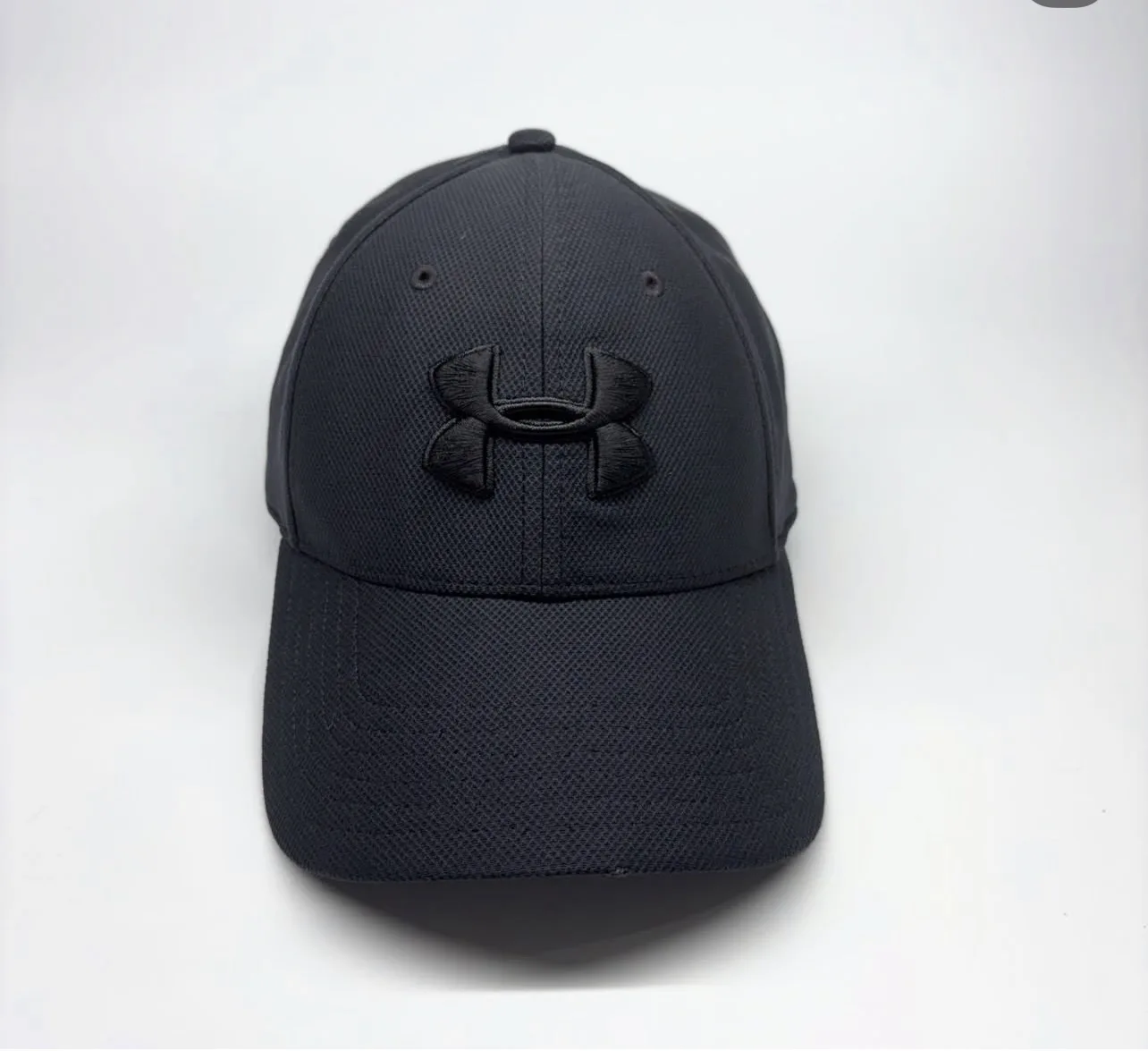 Under Armour Blitzing Classic Fit Black Performance Cap | M/L