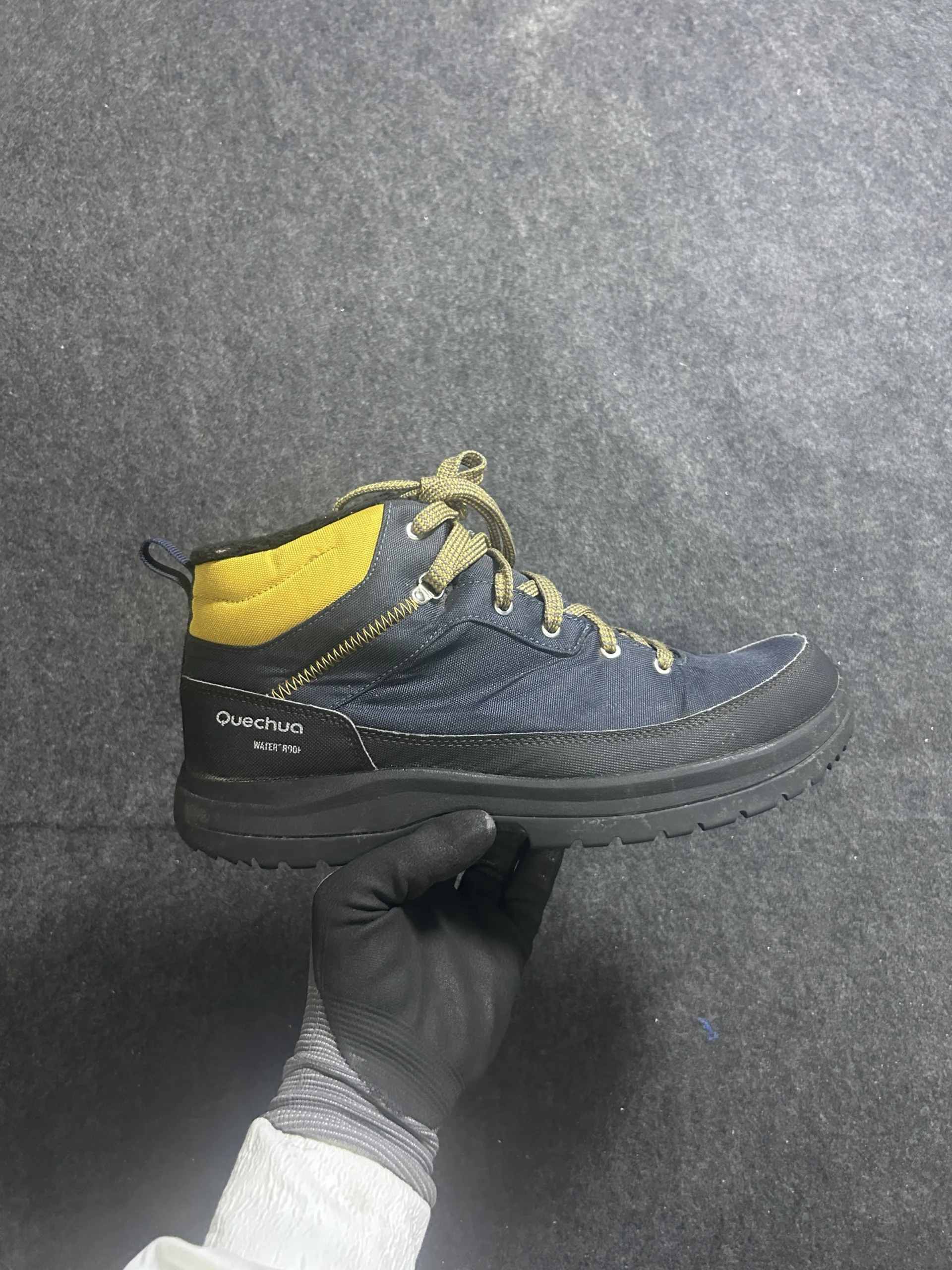 Quechua SH100 Warm Mid Waterproof Hiking Boots Navy & Mustard Men’s UK 10.5
