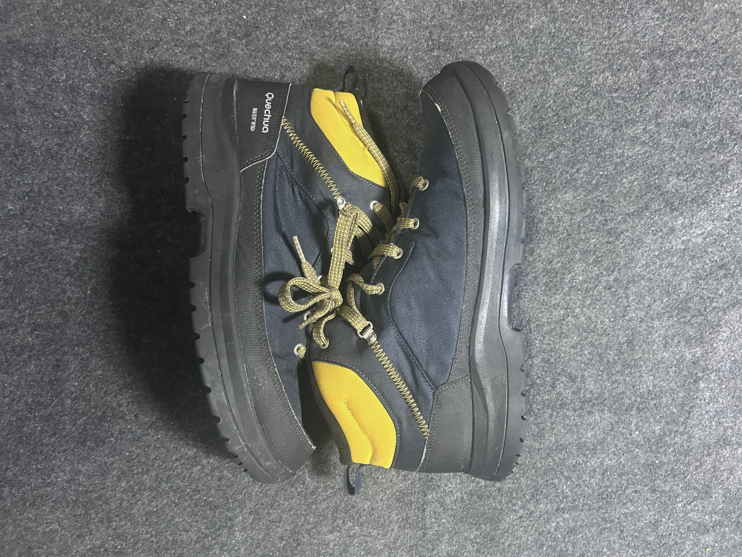 Quechua SH100 Warm Mid Waterproof Hiking Boots Navy & Mustard Men’s UK 10.5