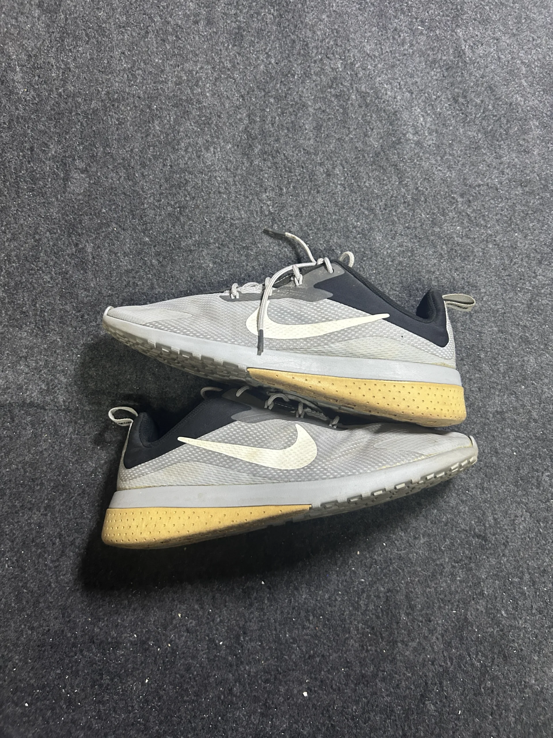 Nike Grey Lifestyle & Walking Shoes – UK 8 | Lightweight Everyday Sneakers