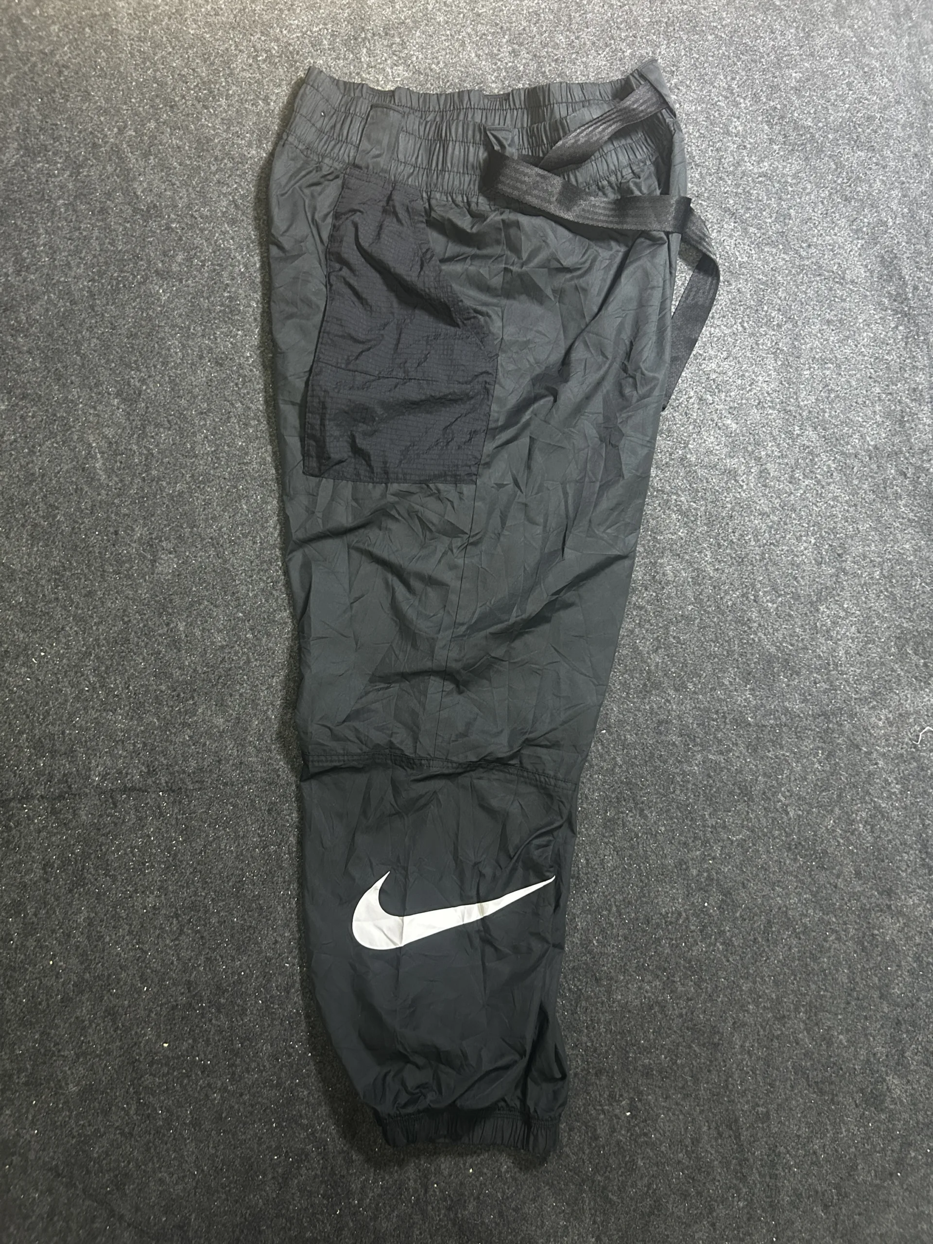 Nike Water-Resistant Woven Track Pants Black 32