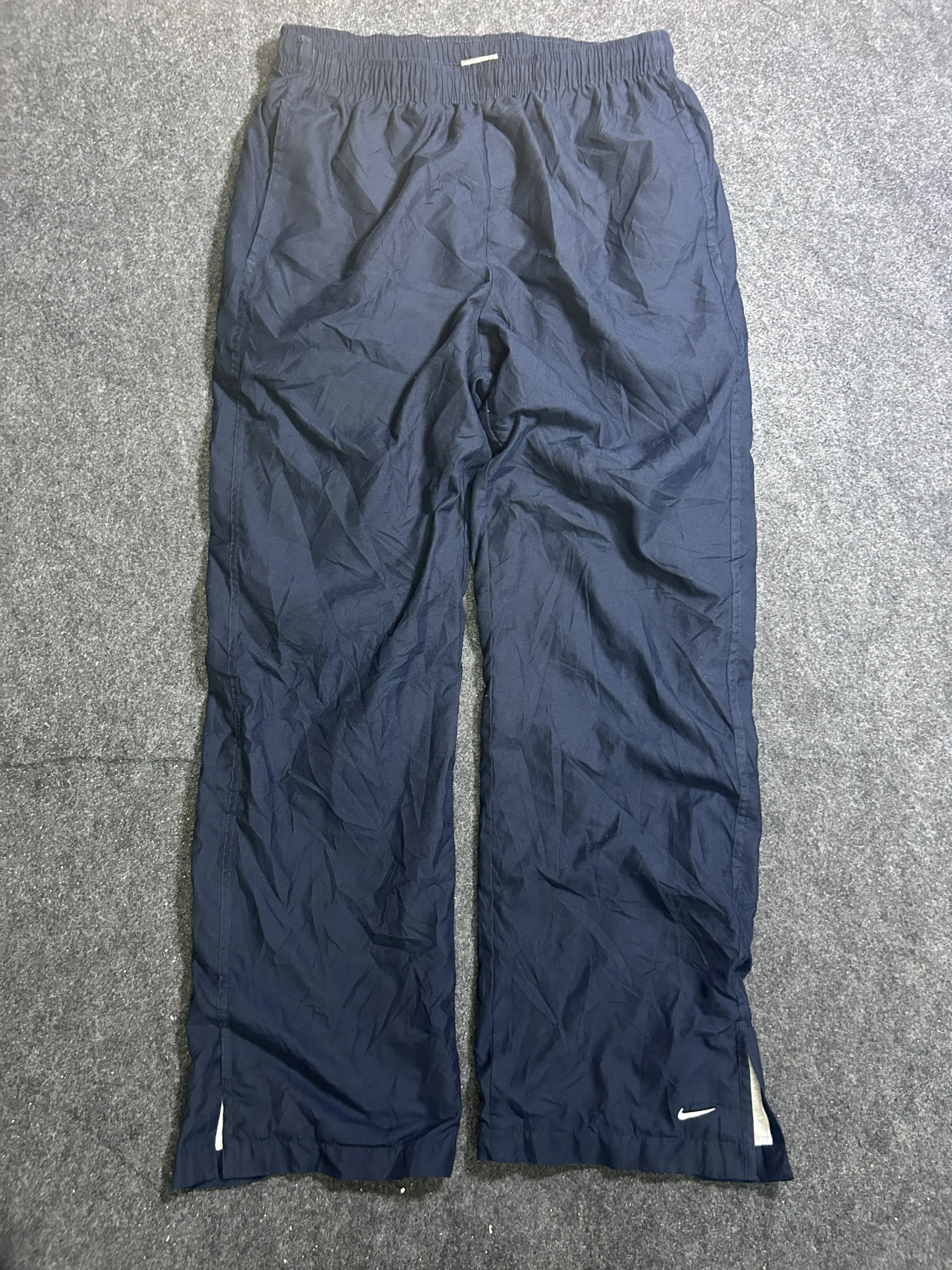 Nike Navy Lightweight Track Pants | Men’s Sports Training Pants