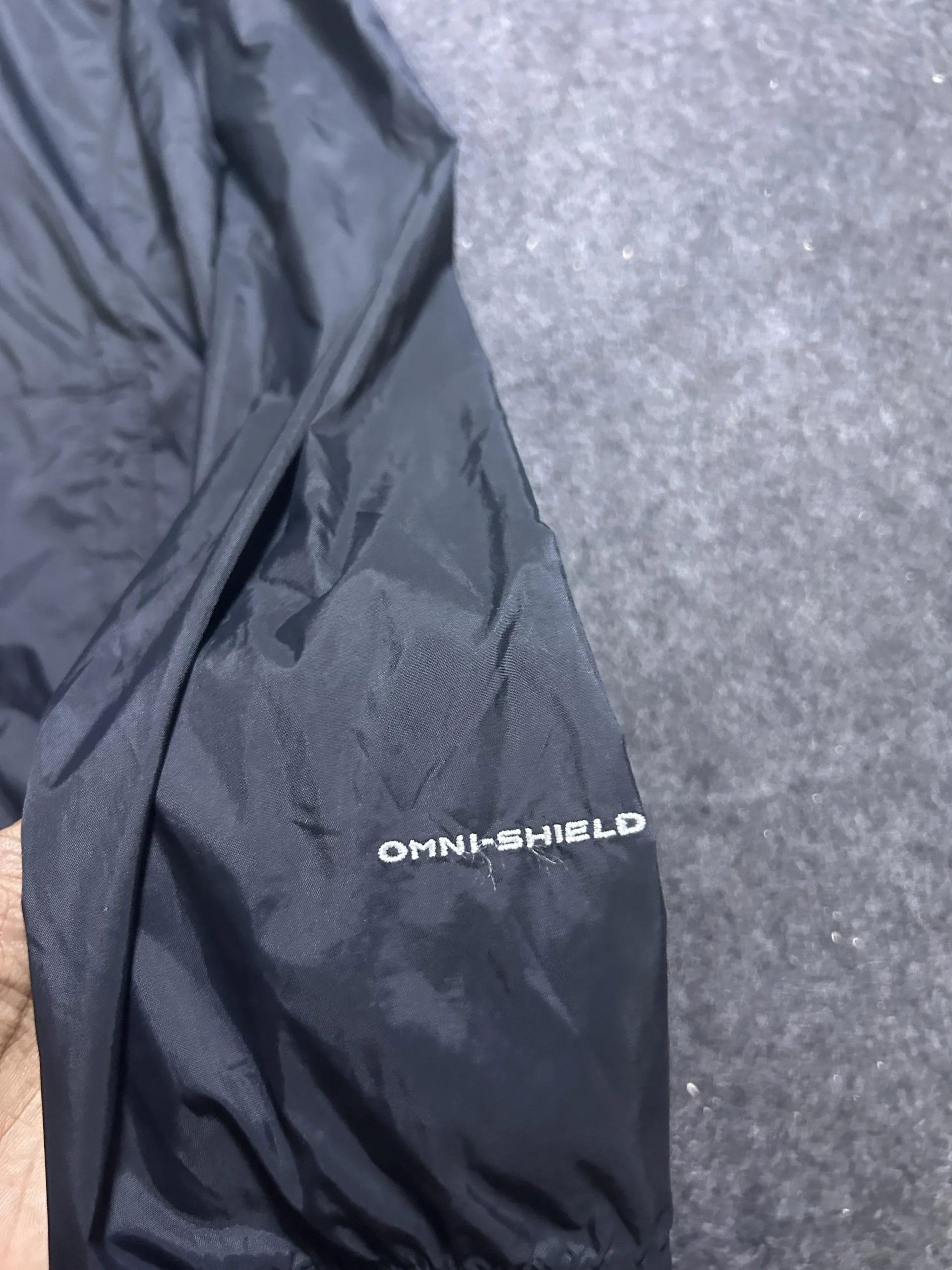 Columbia Omni-Shield Packable Waterproof Hooded Jacket Black | M