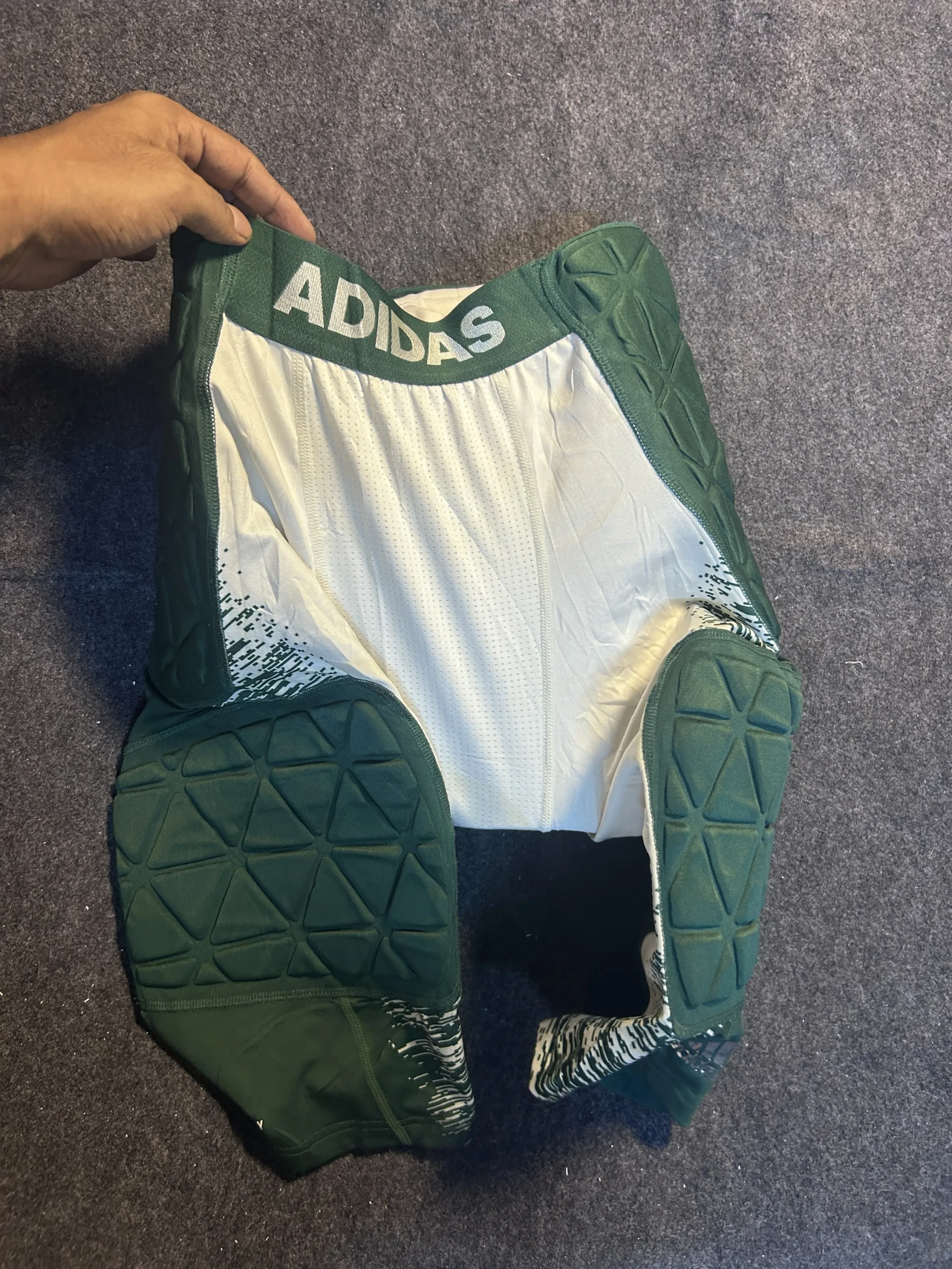 Adidas AEROREADY Padded Compression Shorts Green & White | Size M