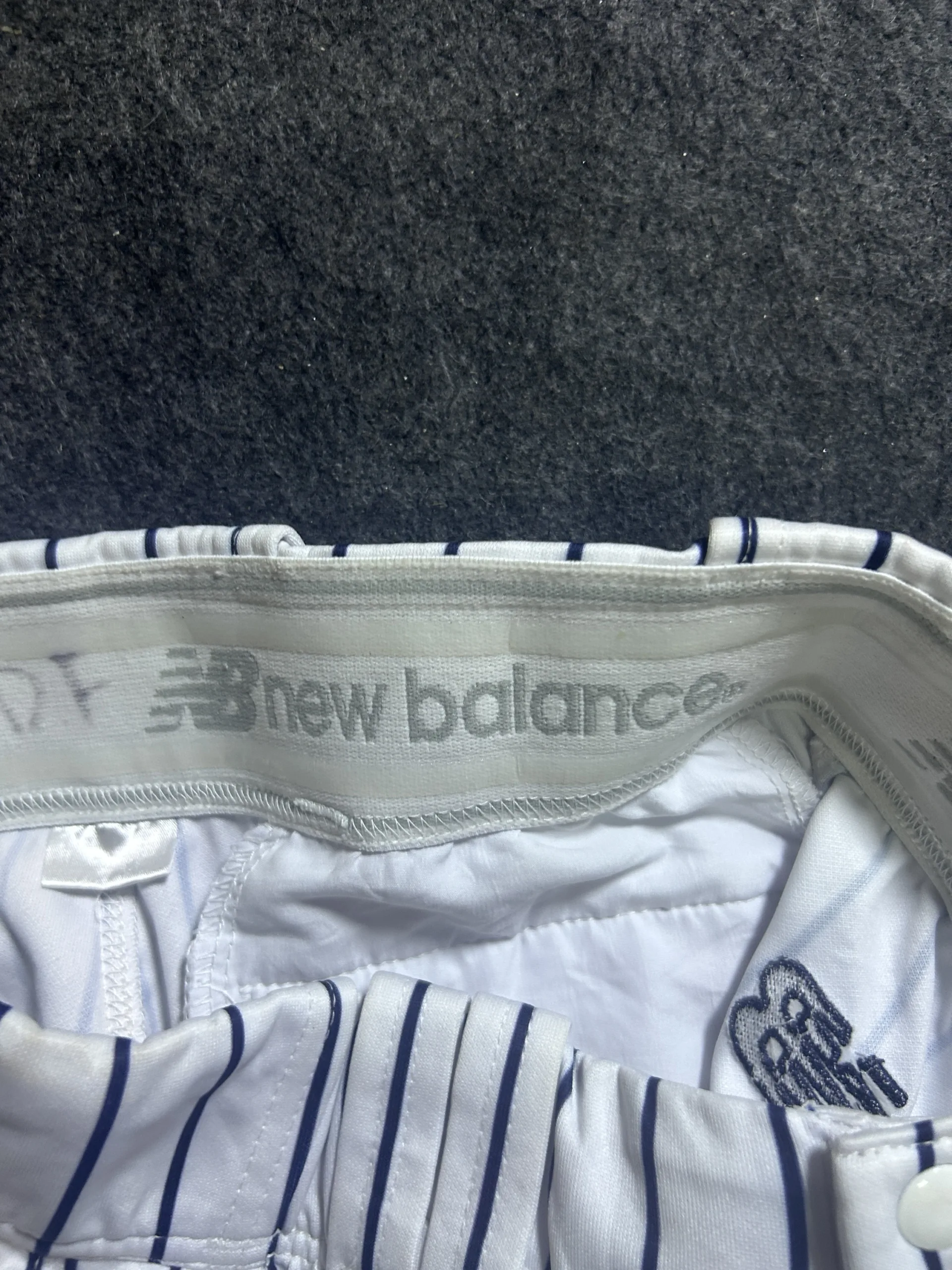 New Balance Pinstripe Baseball Pants – White/Navy | Waist 28