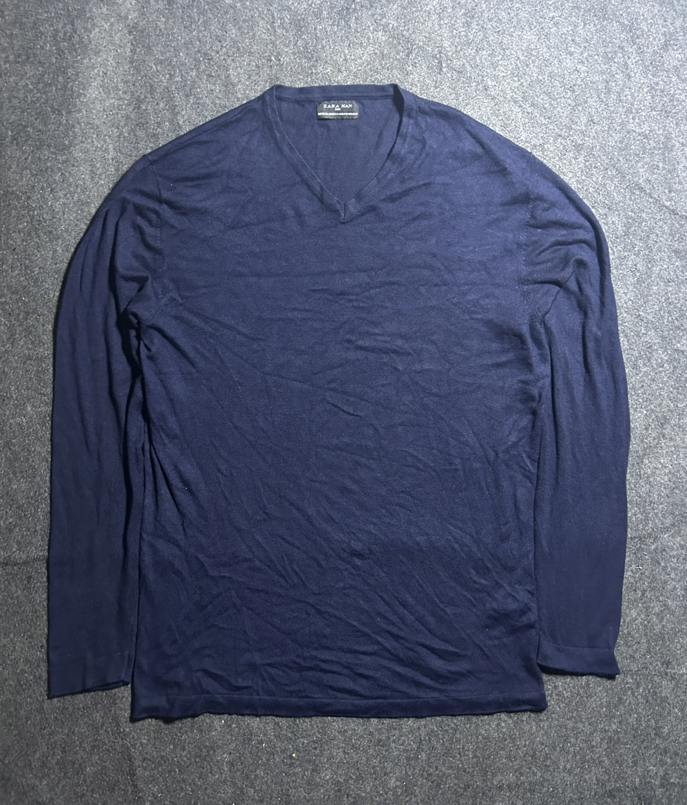 Zara Man Basic Navy Blue V-Neck Long Sleeve Tshirt | XL