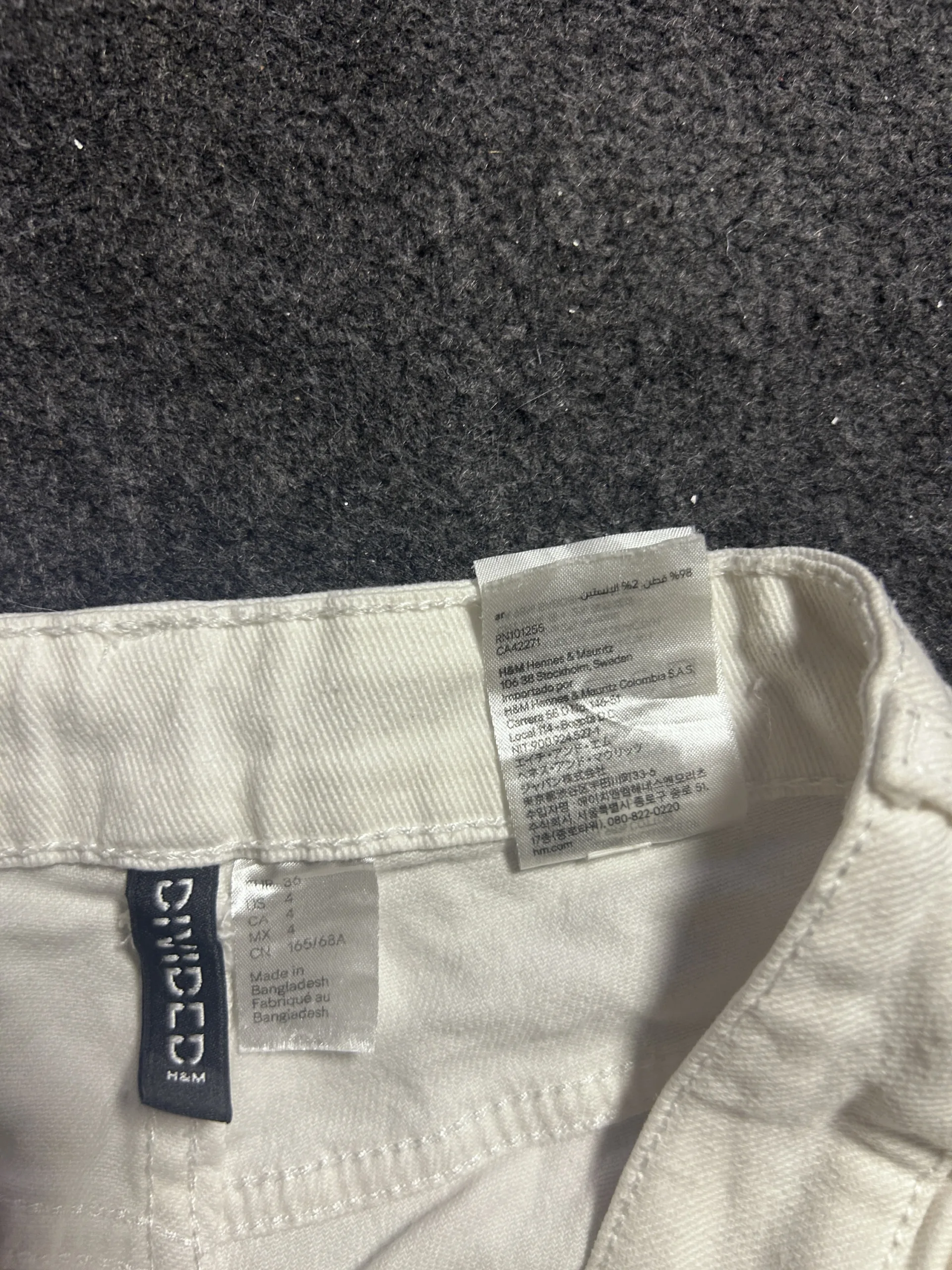 H&M Women’s White Wide Leg Jeans Low Rise Size 24 Waist