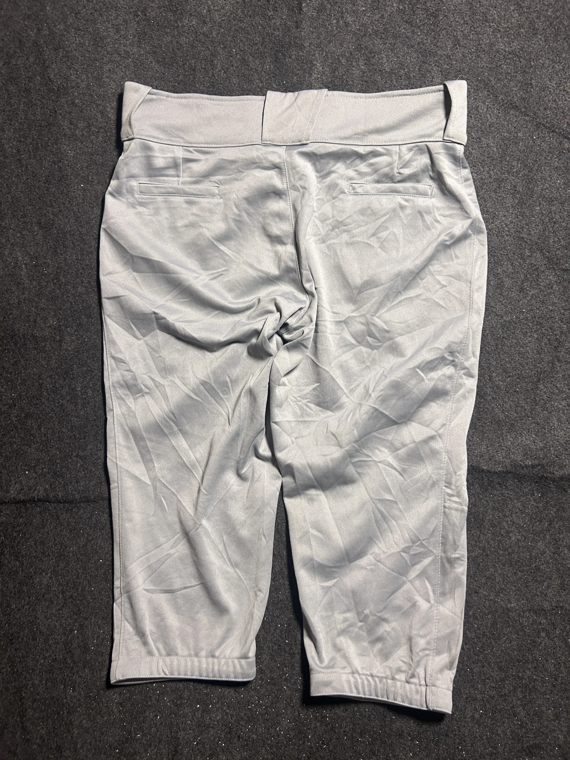 Nike Dri-FIT Grey Performance 3/4 Pants – Sportswear | Waist 34