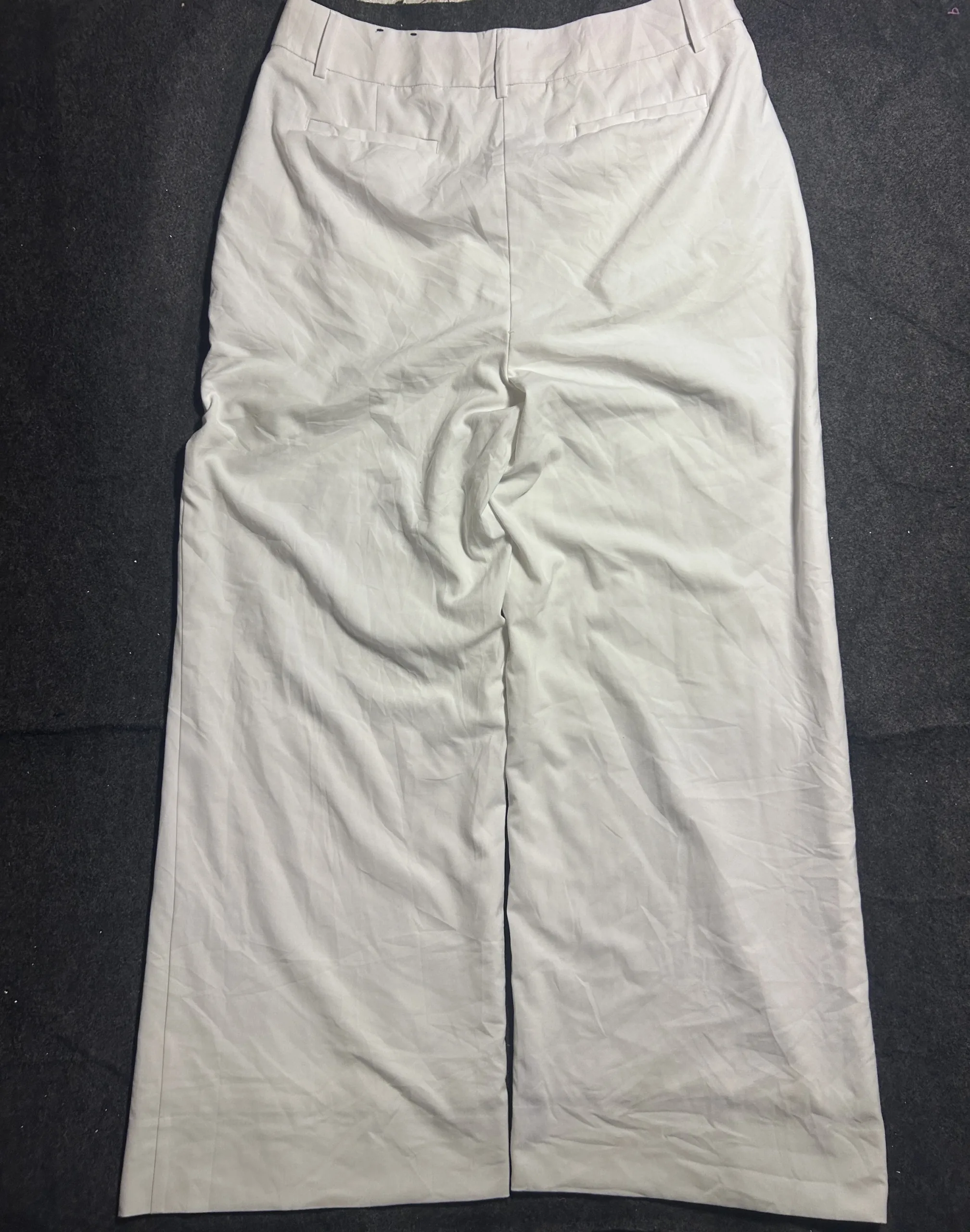 The Limited Women’s White Baggy Lean Bootcut Dress Pants | L
