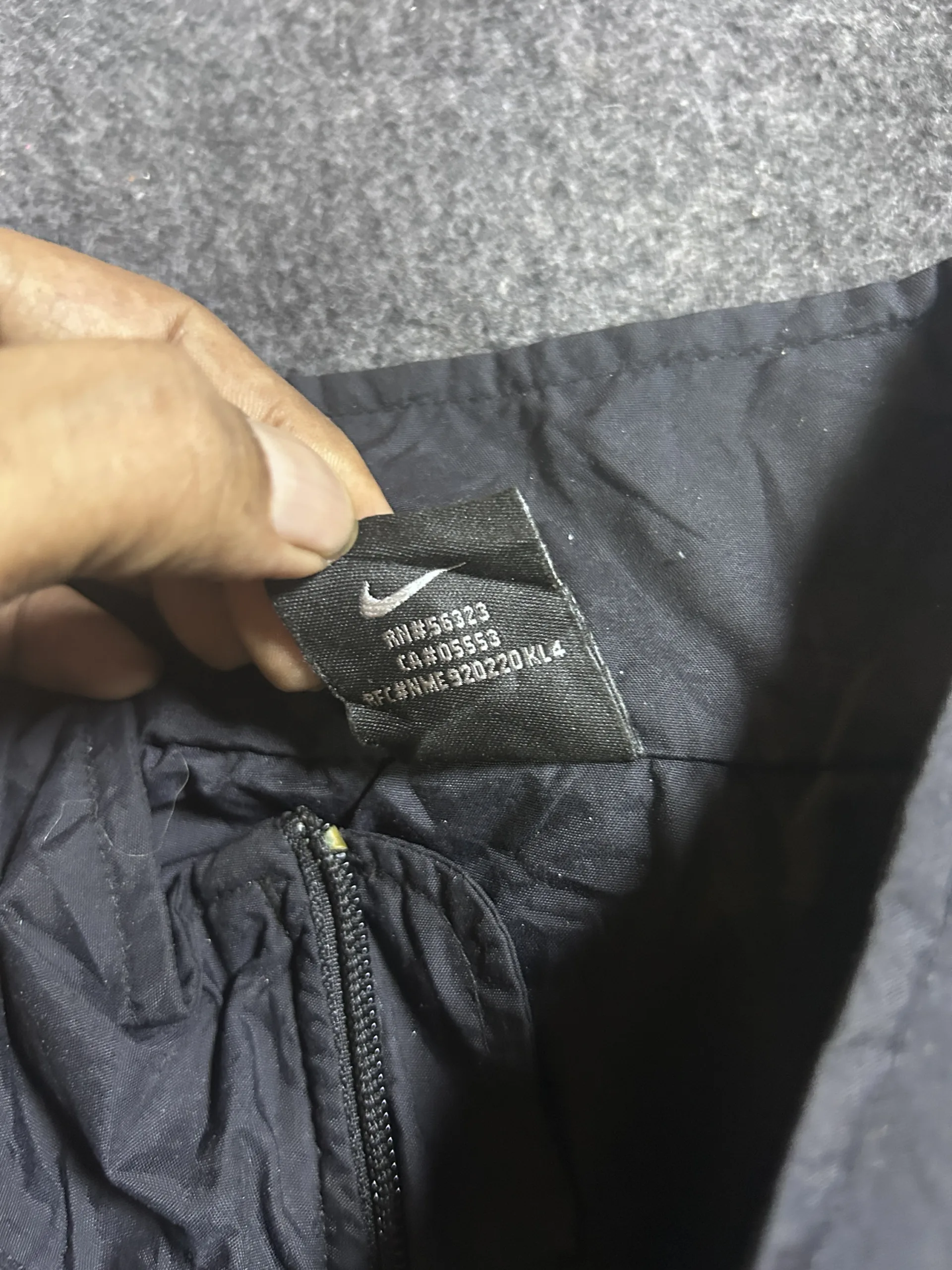Nike Vintage Windbreaker Jacket Black Yellow Waterproof XXL
