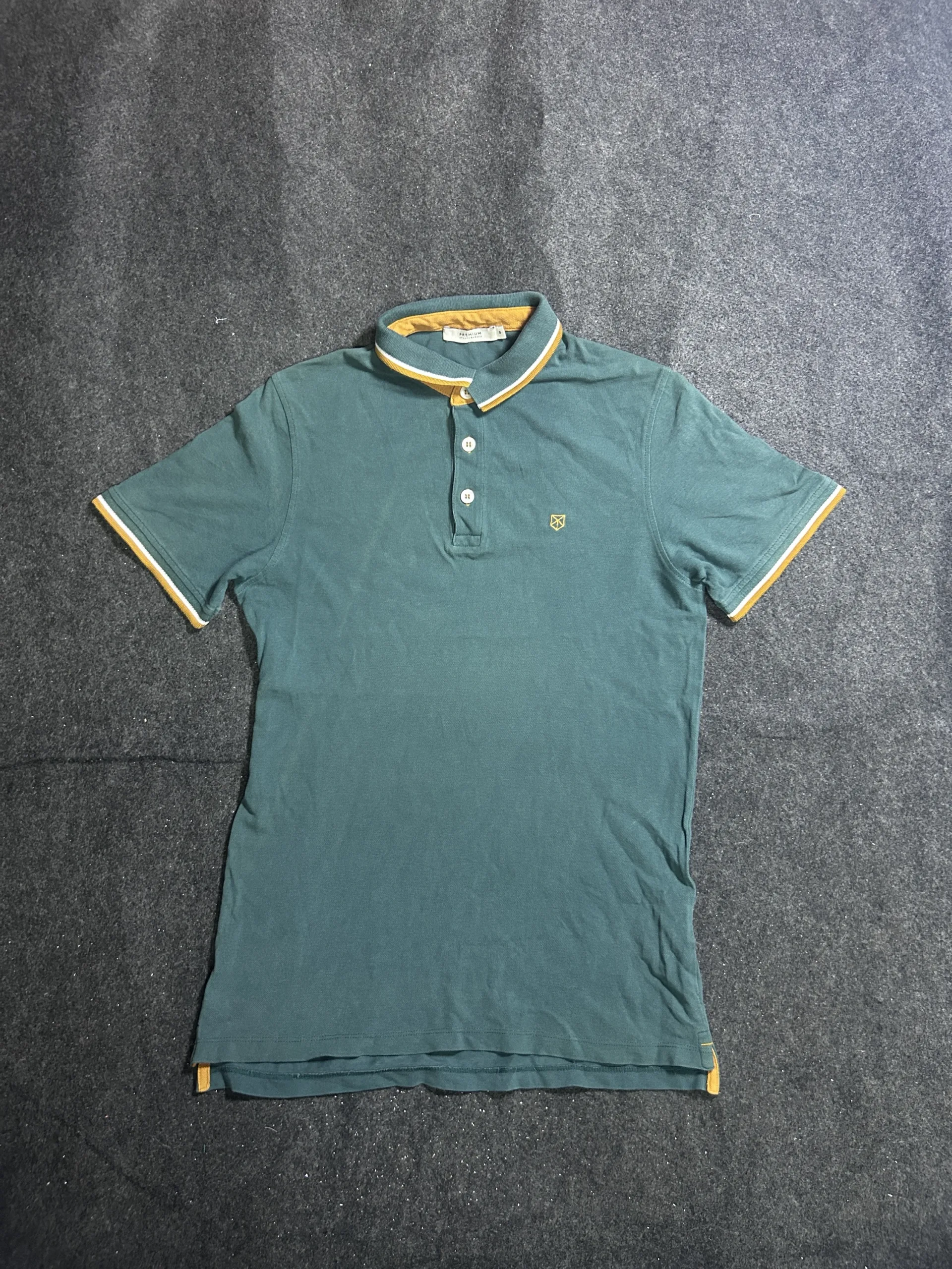 Jack & Jones Premium Green Polo T-Shirt with Contrast Collar & Sleeve Trim – Size S