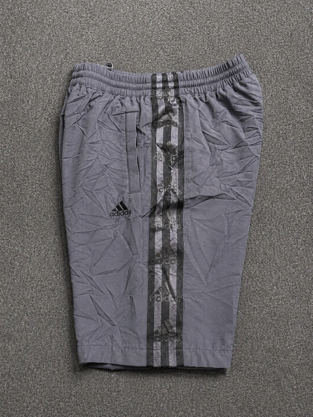 Adidas Vintage Grey 3-Stripe Sports Shorts | Size 28–32 1 Adidas shorts