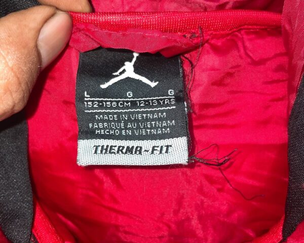 Air Jordan Therma-Fit Boys M Puffer Vest/Hoodie Combo Red/Black - Image 5