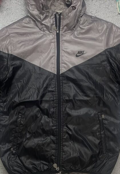 NIKE Nylon Windbreaker Jacket Nike Nylon Windbreaker Jacket Sportswear Size L