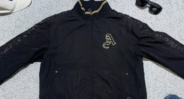 asics women jacket black and gold