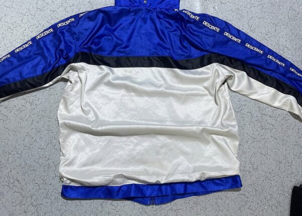 Descente Jacket Blue Colour -XXL