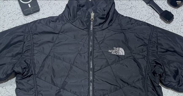 The North Face Black Patterned/Sequence Puffer Jacket Size m FOR Winter