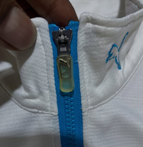PUMA HALF ZIP UP TSHIRT SIZE L WHITE - Image 10