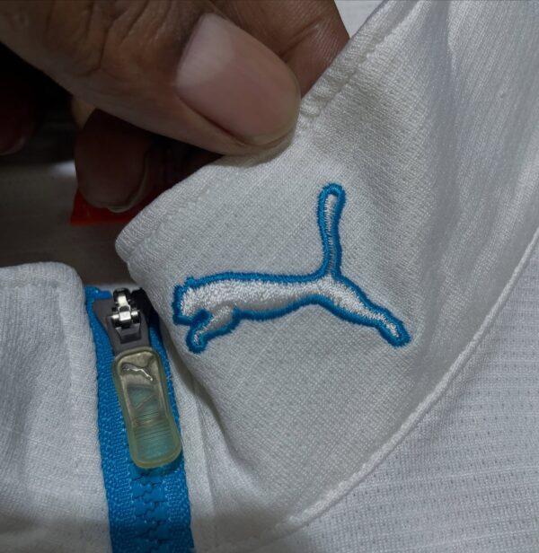 PUMA HALF ZIP UP TSHIRT SIZE L WHITE - Image 7