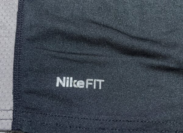 NIKE PRO FIT SPORTS WEAR FULL SLEEVE TSHIRT SIZE M - Image 3