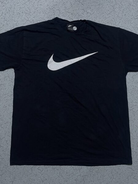 Dri fit tshirt for summer size XXL large logo 

Chest 50
Length 30

Price 550

#thriftstoreindia