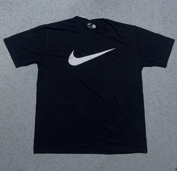 Dri fit tshirt for summer size XXL large logo 

Chest 50
Length 30

Price 550

#thriftstoreindia