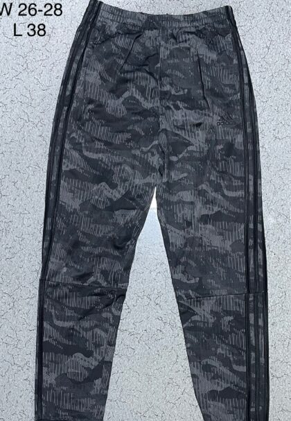 Looks like new , nice fabric impressive , no sign of use

Price 480/-

#thriftindia
