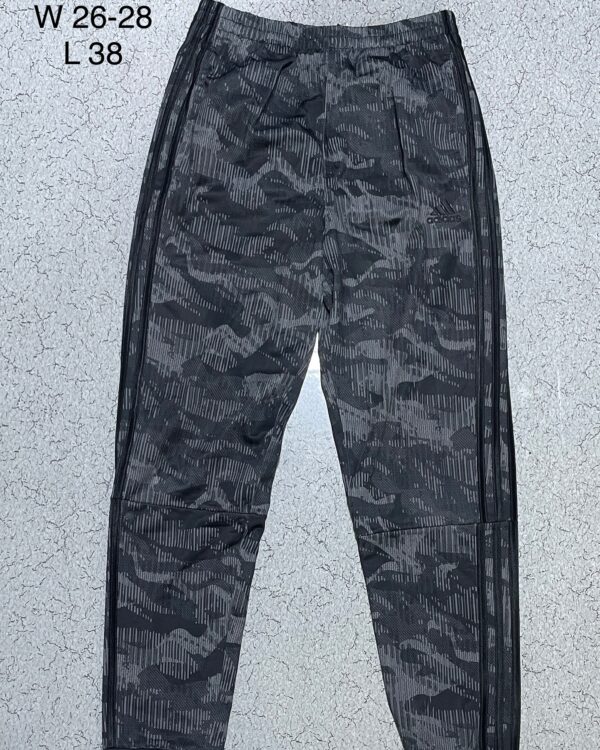 Looks like new , nice fabric impressive , no sign of use

Price 480/-

#thriftindia