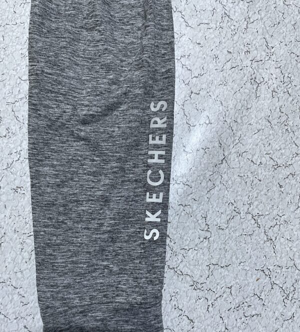 Sketchers full sleeve tshirt for women -L - Image 3