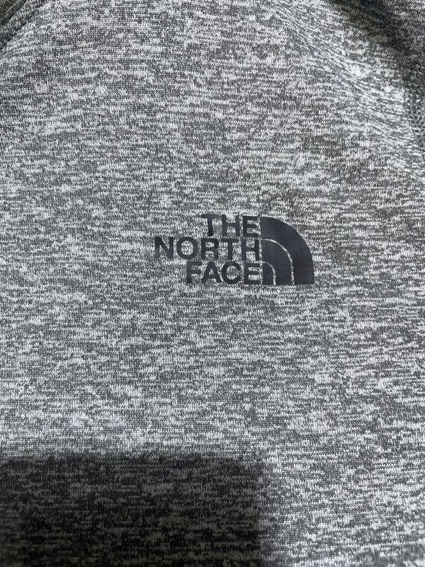 The north face hoodie full sleeve size L - Image 3