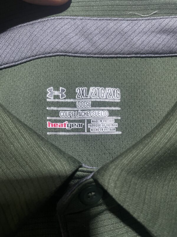Under armour half zip up tshirt L - Image 3