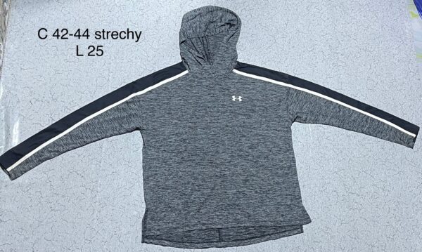Under Armour hoodie full sleeve Tshirt size XL