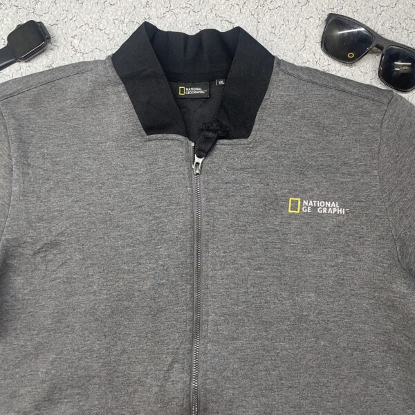 NATIONAL GEOGRAPHIC WINTER JACKET SIZE L - Image 7