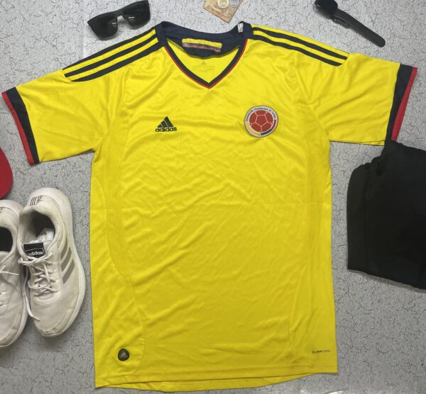 Colombia Adidas Jersey SIZE L